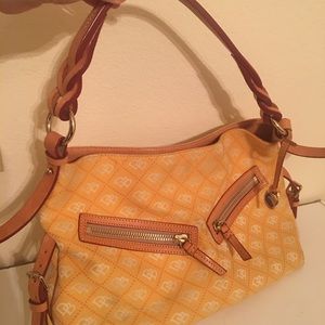 Dooney & Bourke Handbag